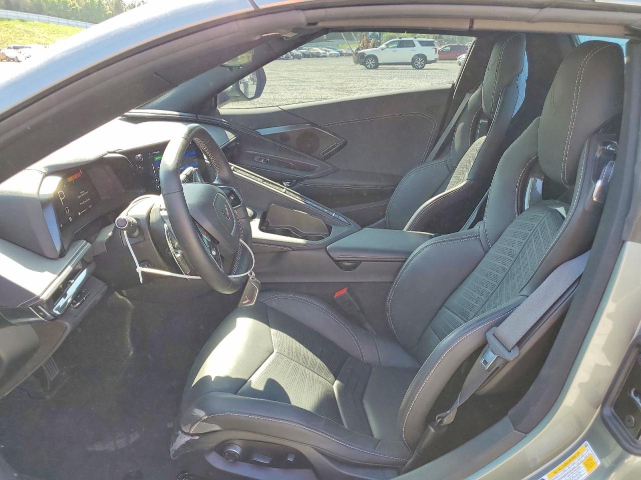 2023 Chevrolet Corvette Stingray 2Lt - Фото 7