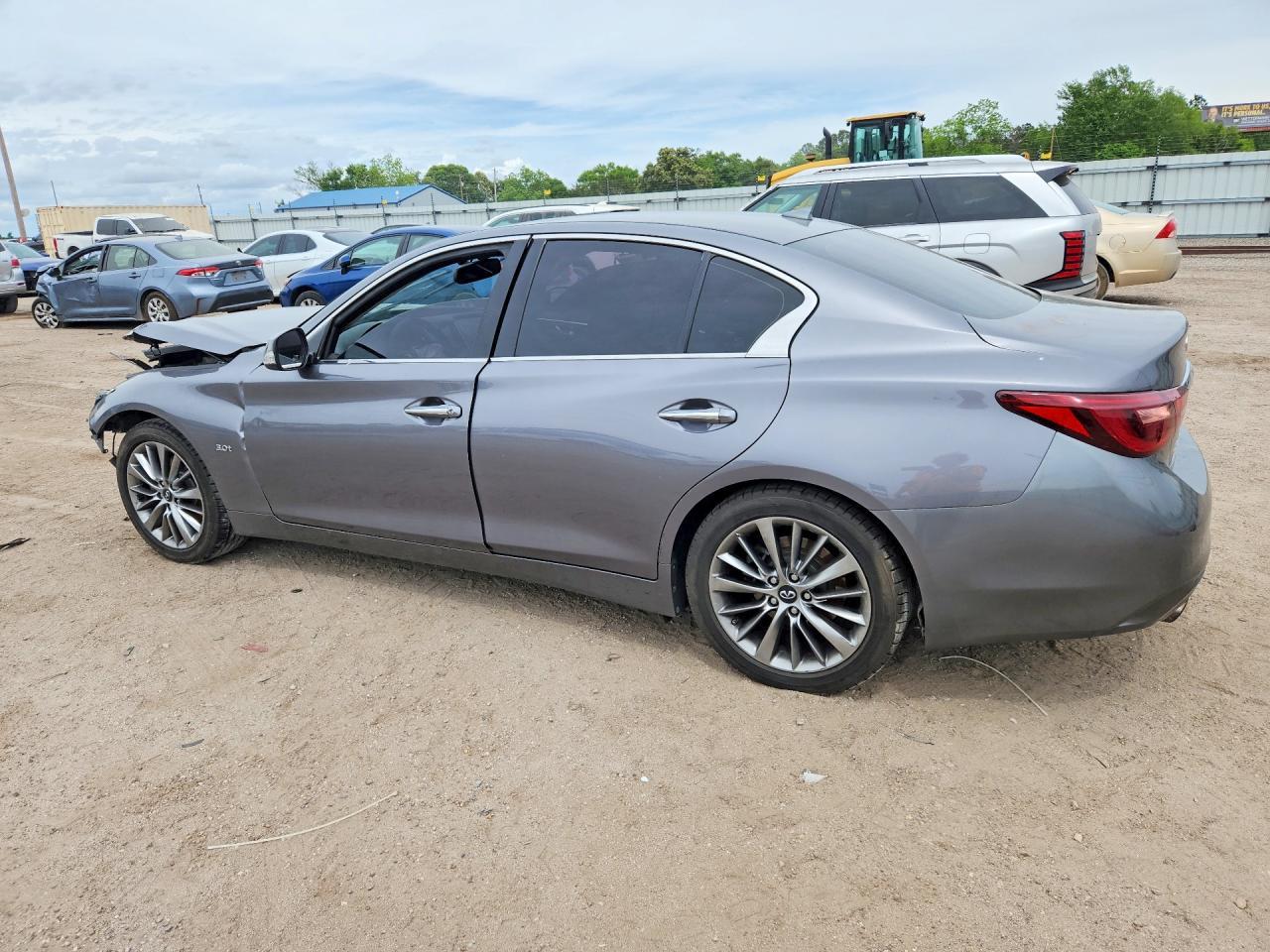 2018 Infiniti Q50 3.0T Luxe - Image 2