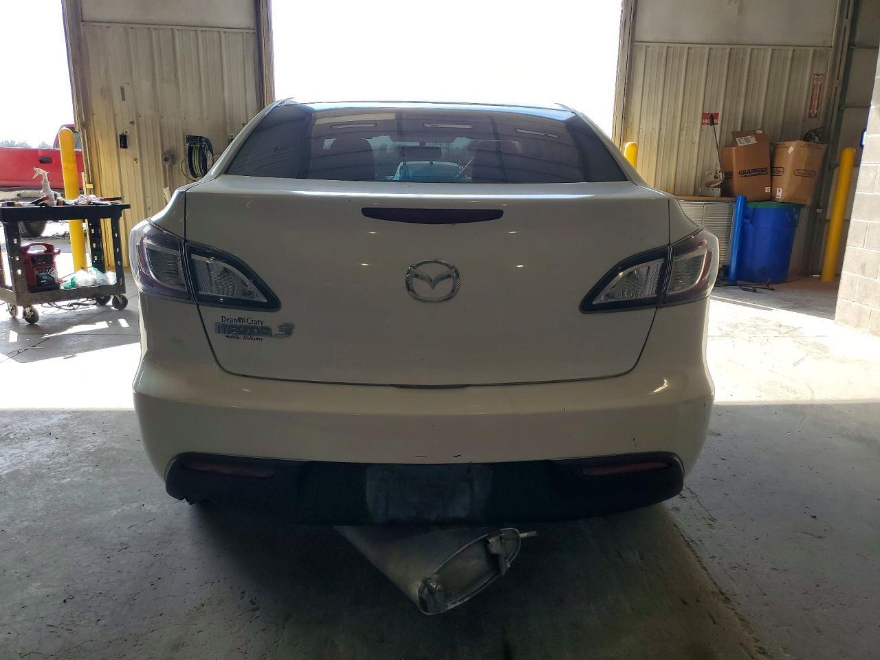 2010 Mazda 3 I - Image 6