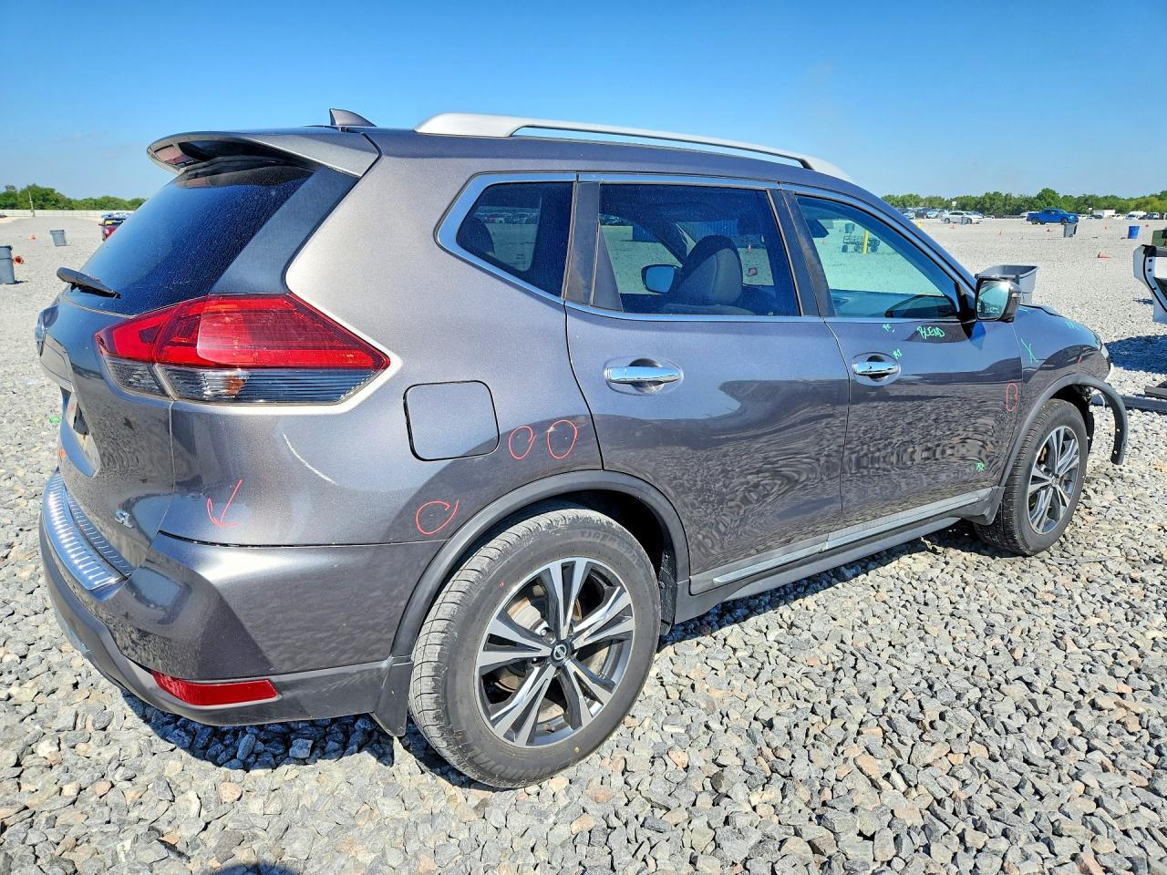 2017 Nissan Rogue Sl - Image 3
