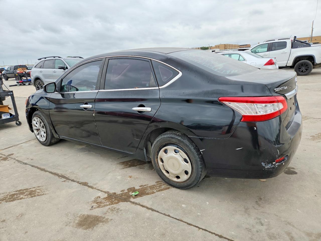 2013 Nissan Sentra - Фото 2