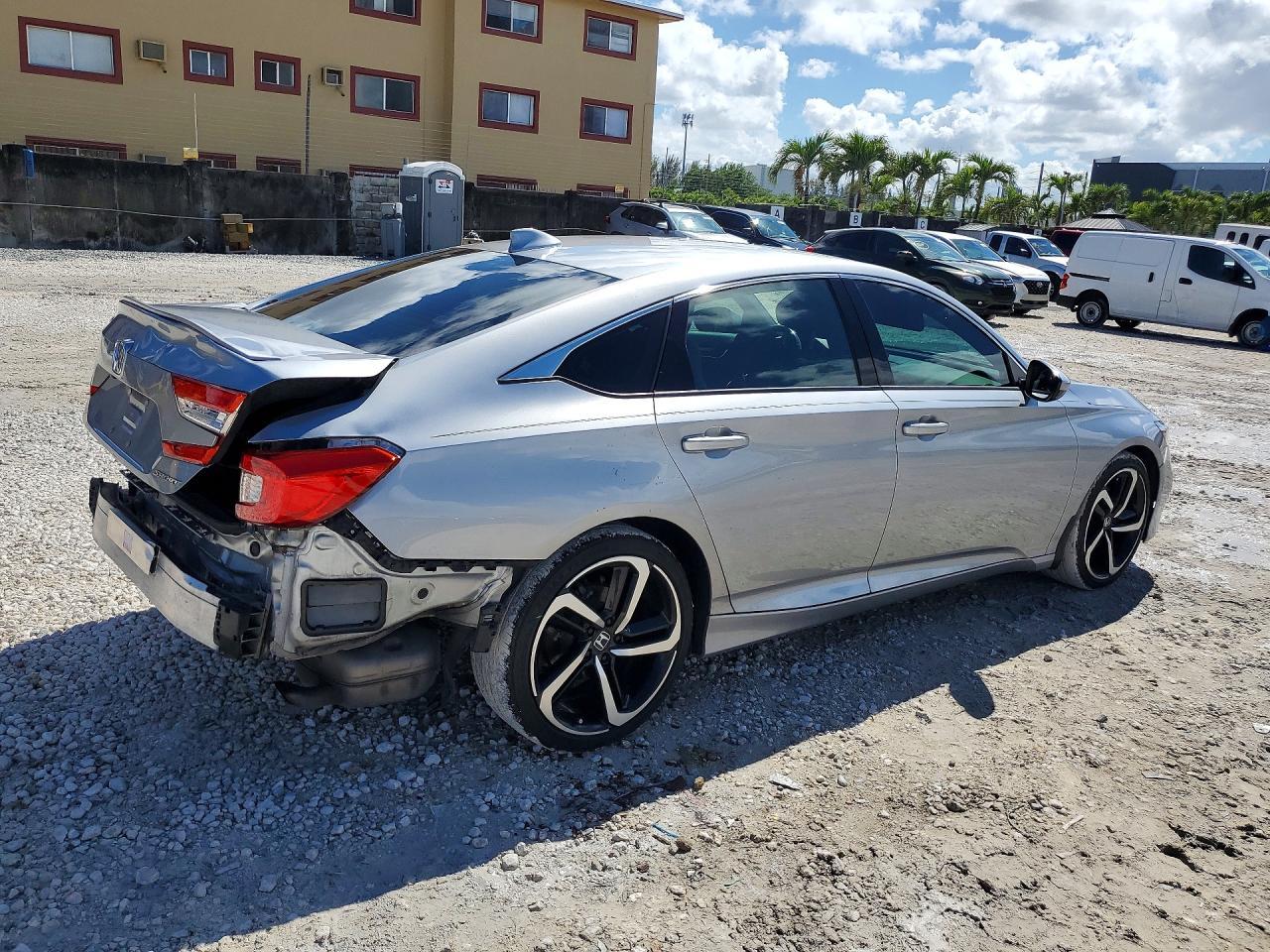 2020 Honda Accord Sport - Фото 3