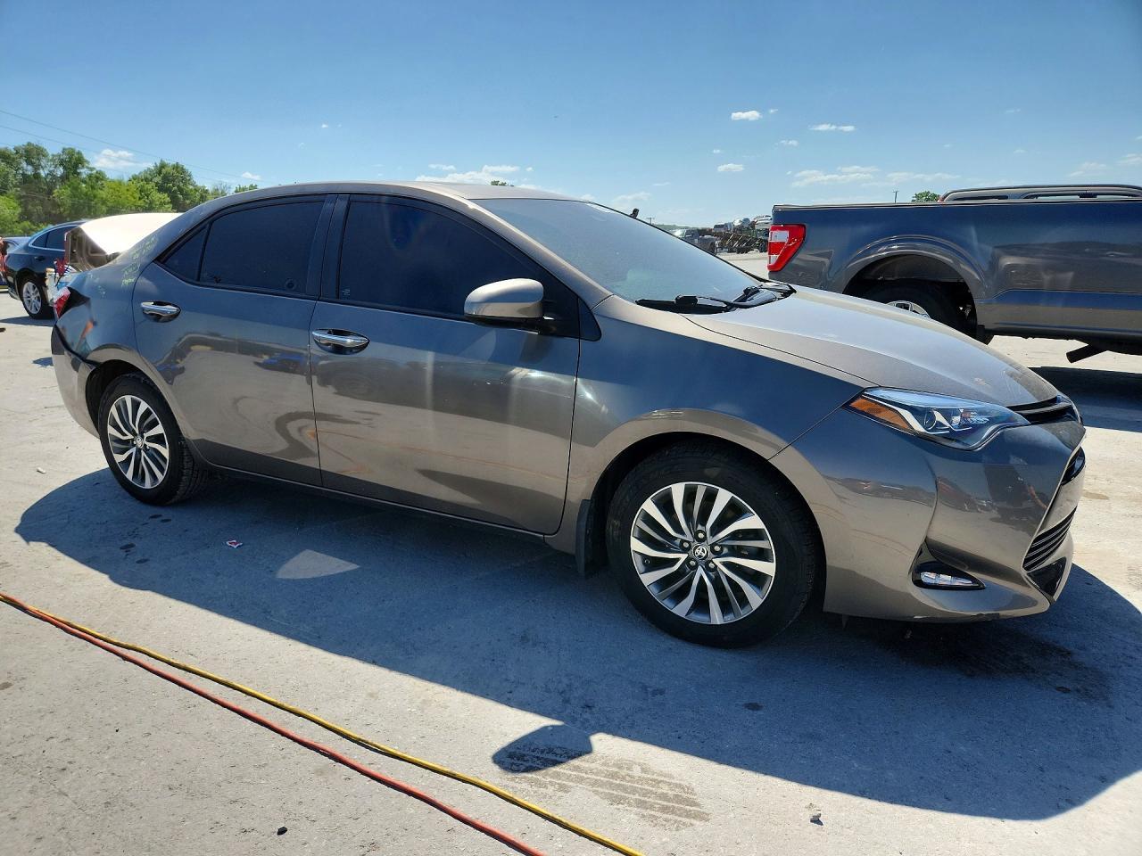 2017 Toyota Corolla Xle - Фото 4