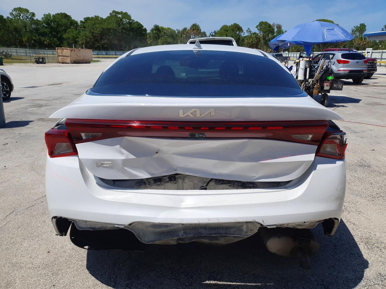2023 Kia K5 Lxs - Image 6