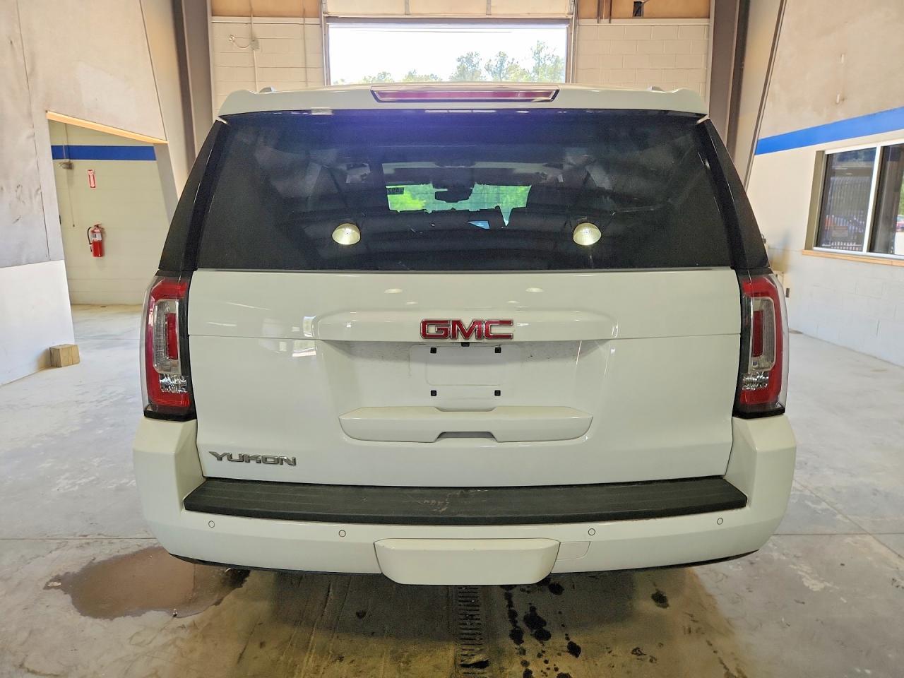 2020 GMC Yukon Slt - Image 6