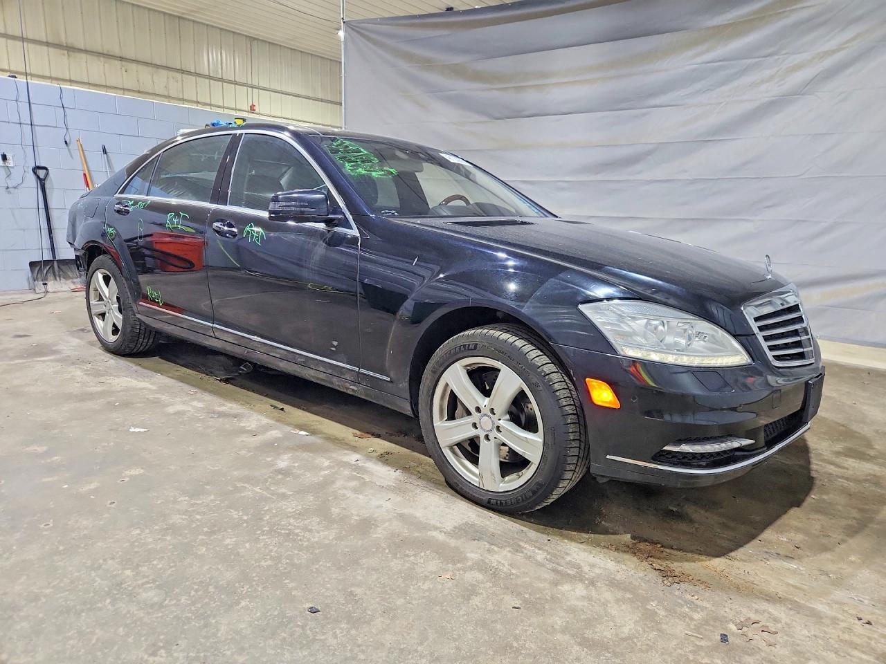 2013 Mercedes-Benz S 550 4Matic - Фото 4