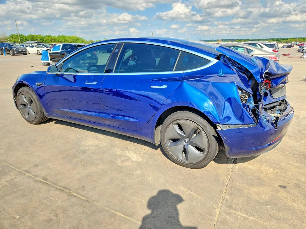2020 Tesla Model 3 - Фото 2