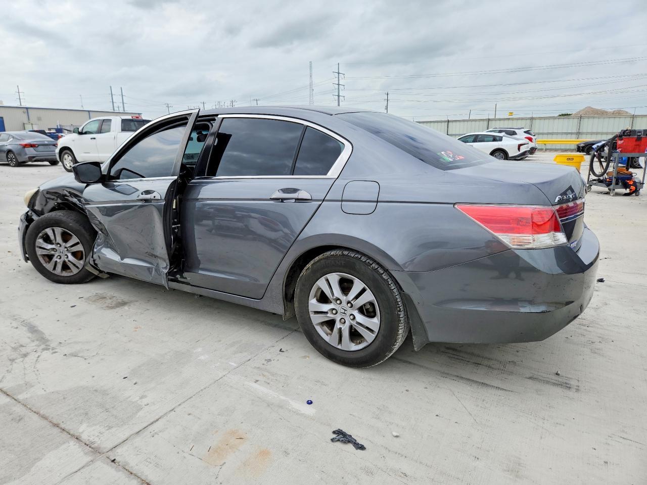 2012 Honda Accord Lxp - Фото 2