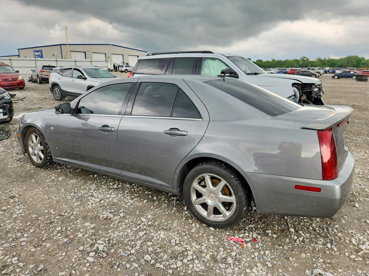 2006 Cadillac Sts - Image 2