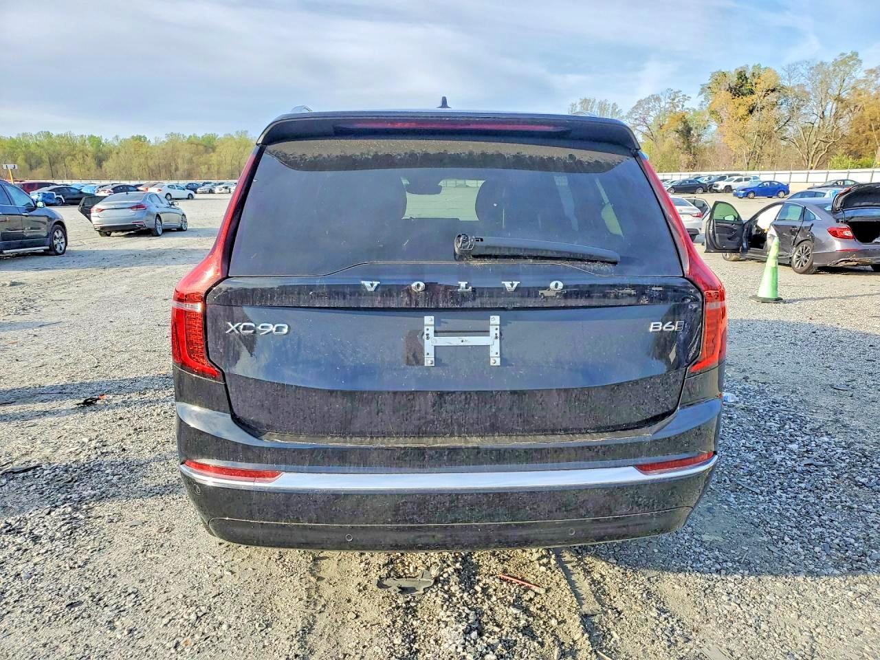 2025 Volvo Xc90 Plus - Image 6