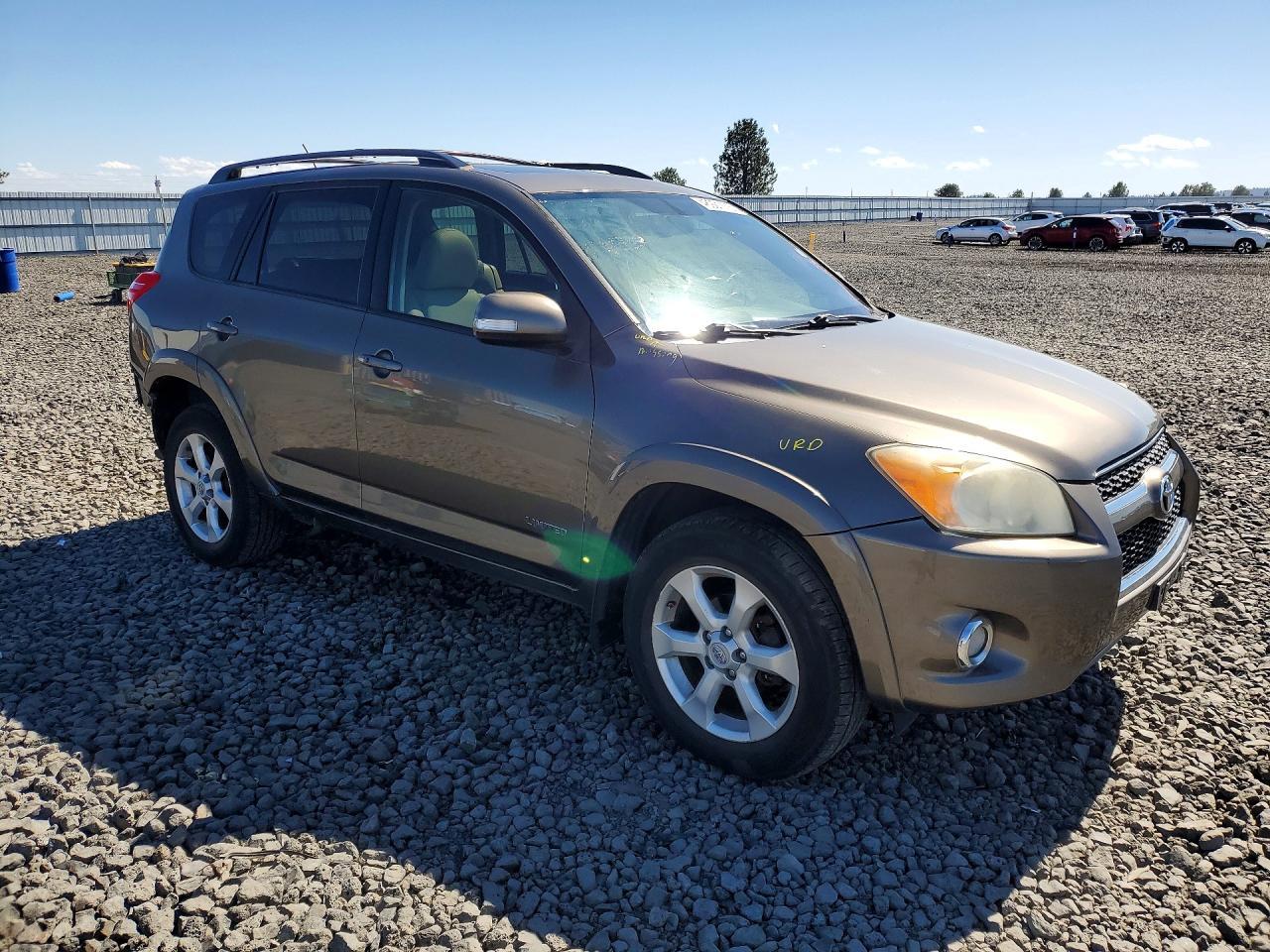 2009 Toyota Rav4 Limited - Image 4