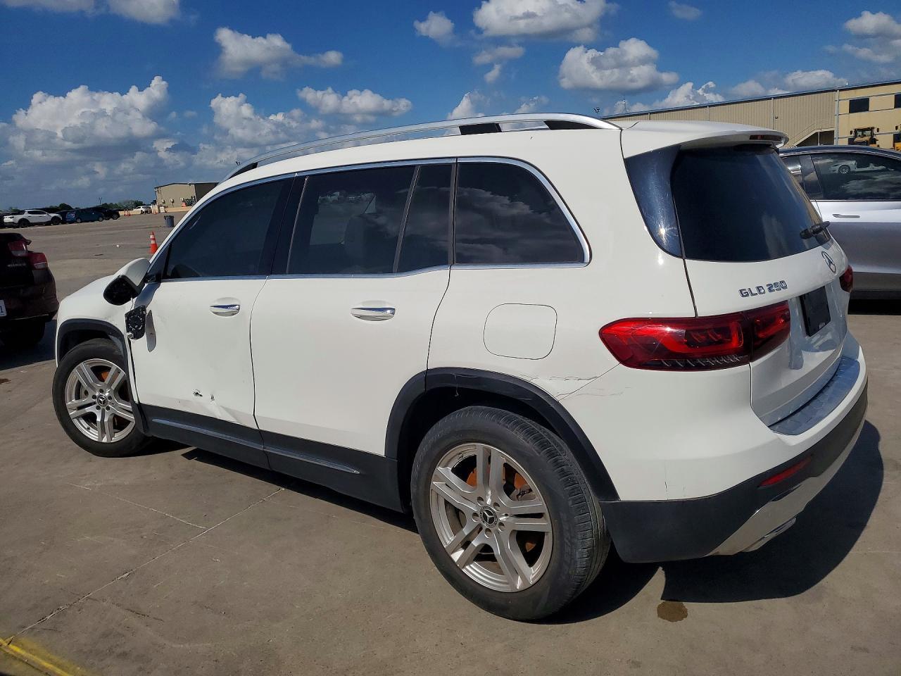 2020 Mercedes-Benz Glb 250 - Фото 2