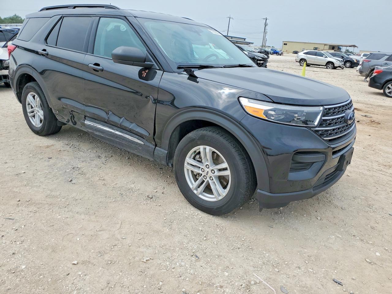 2024 Ford Explorer Xlt - Image 4
