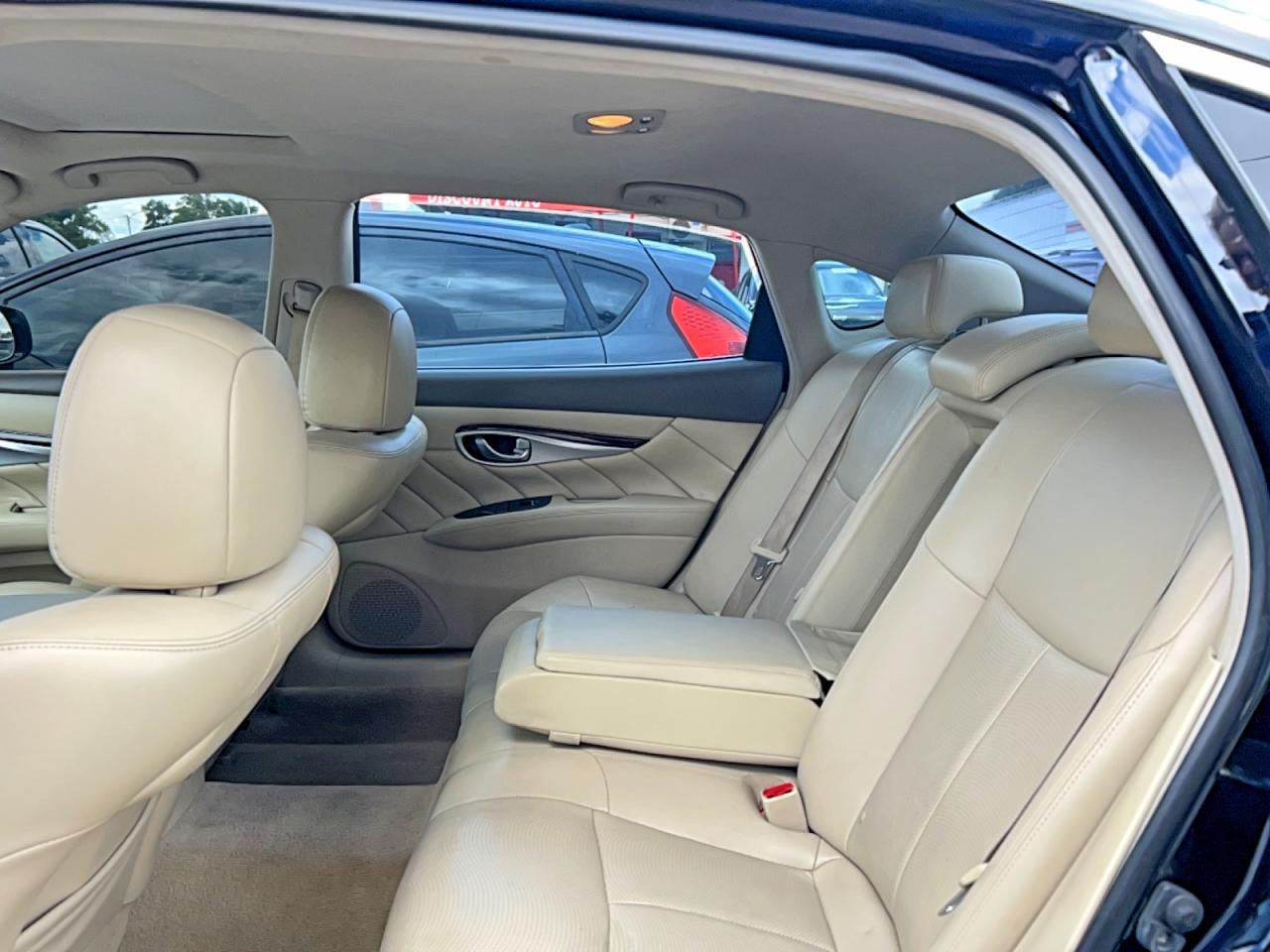 2018 Infiniti Q70L 3.7 Luxe - Фото 6