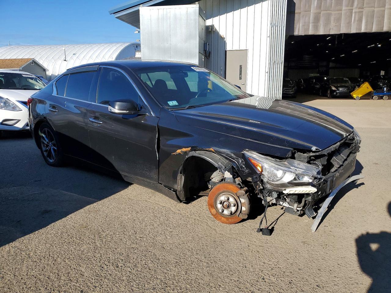 2015 Infiniti Q50 Base - Image 4