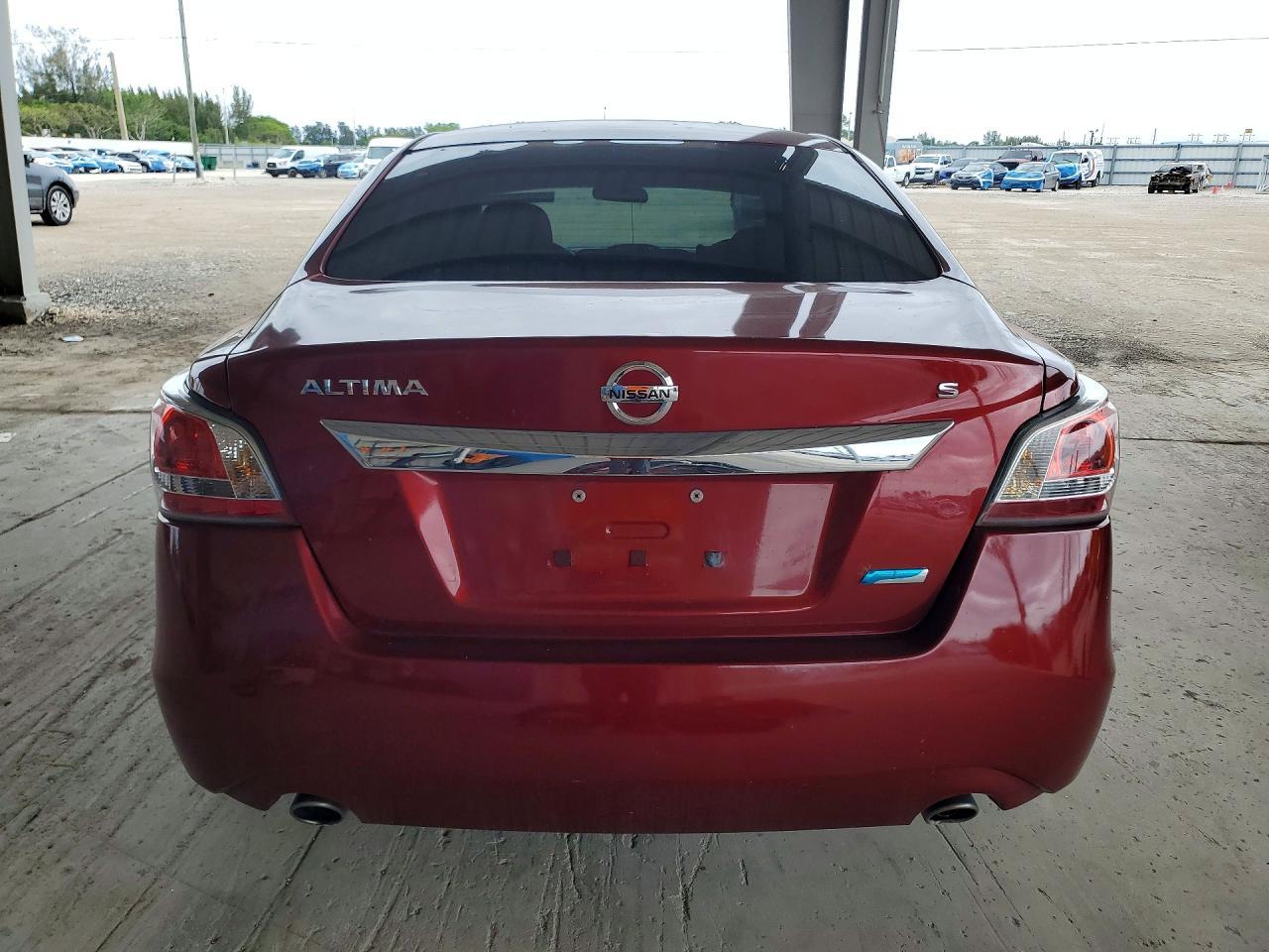 2014 Nissan Altima 2.5 S - Image 6