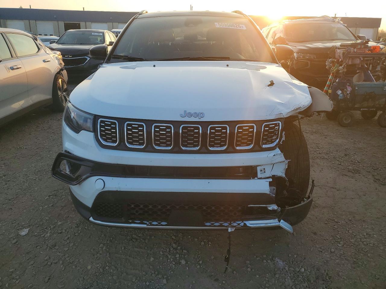 2025 Jeep Compass Limited - Фото 5