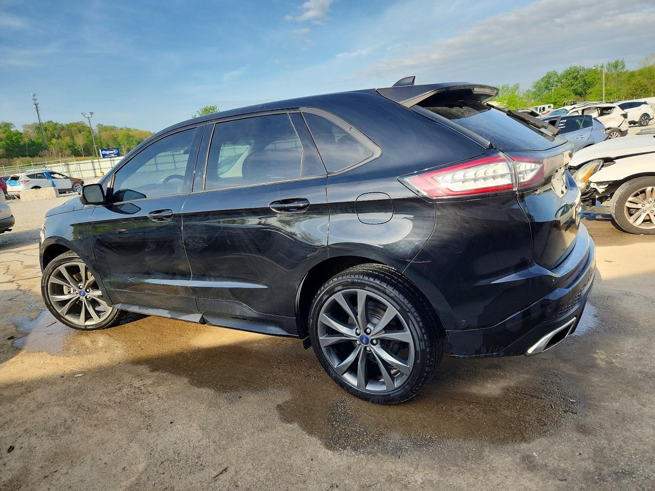 2017 Ford Edge Sport - Фото 2