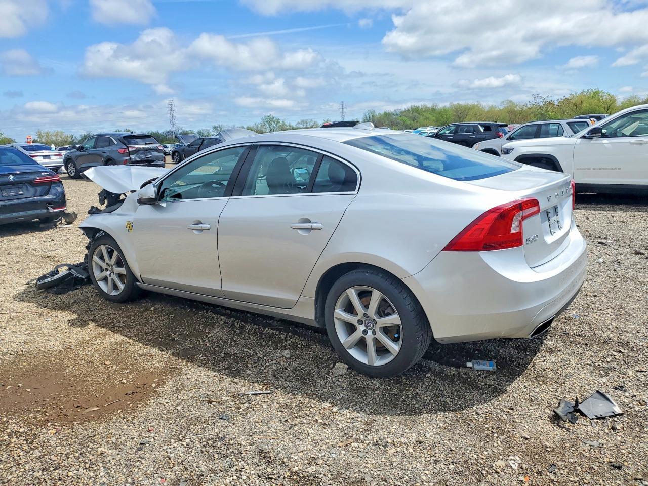 2016 Volvo S60 Premier - Фото 2