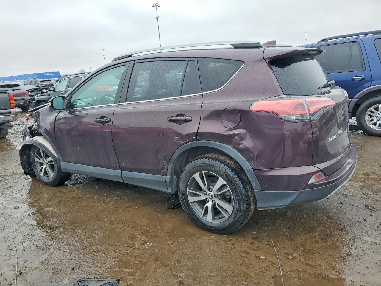 2018 Toyota Rav4 Xle - Фото 2