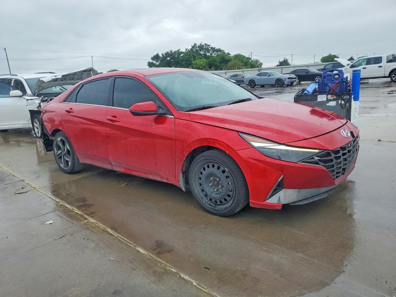 2023 Hyundai Elantra Limited - Фото 4