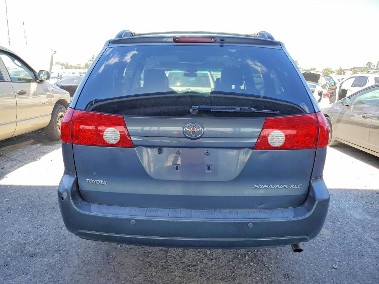 2008 Toyota Sienna Xle - Фото 6