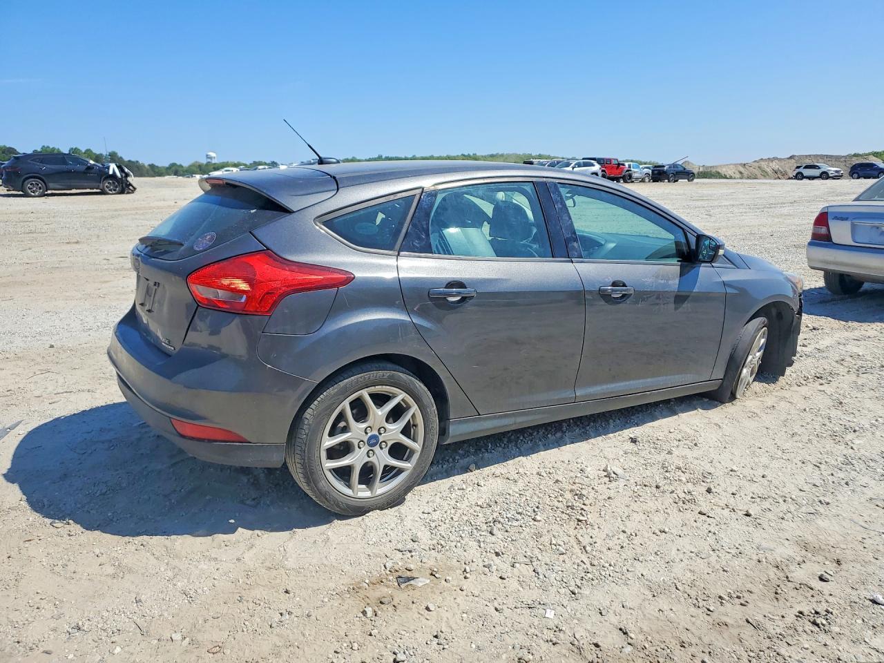 2015 Ford Focus Se - Фото 3