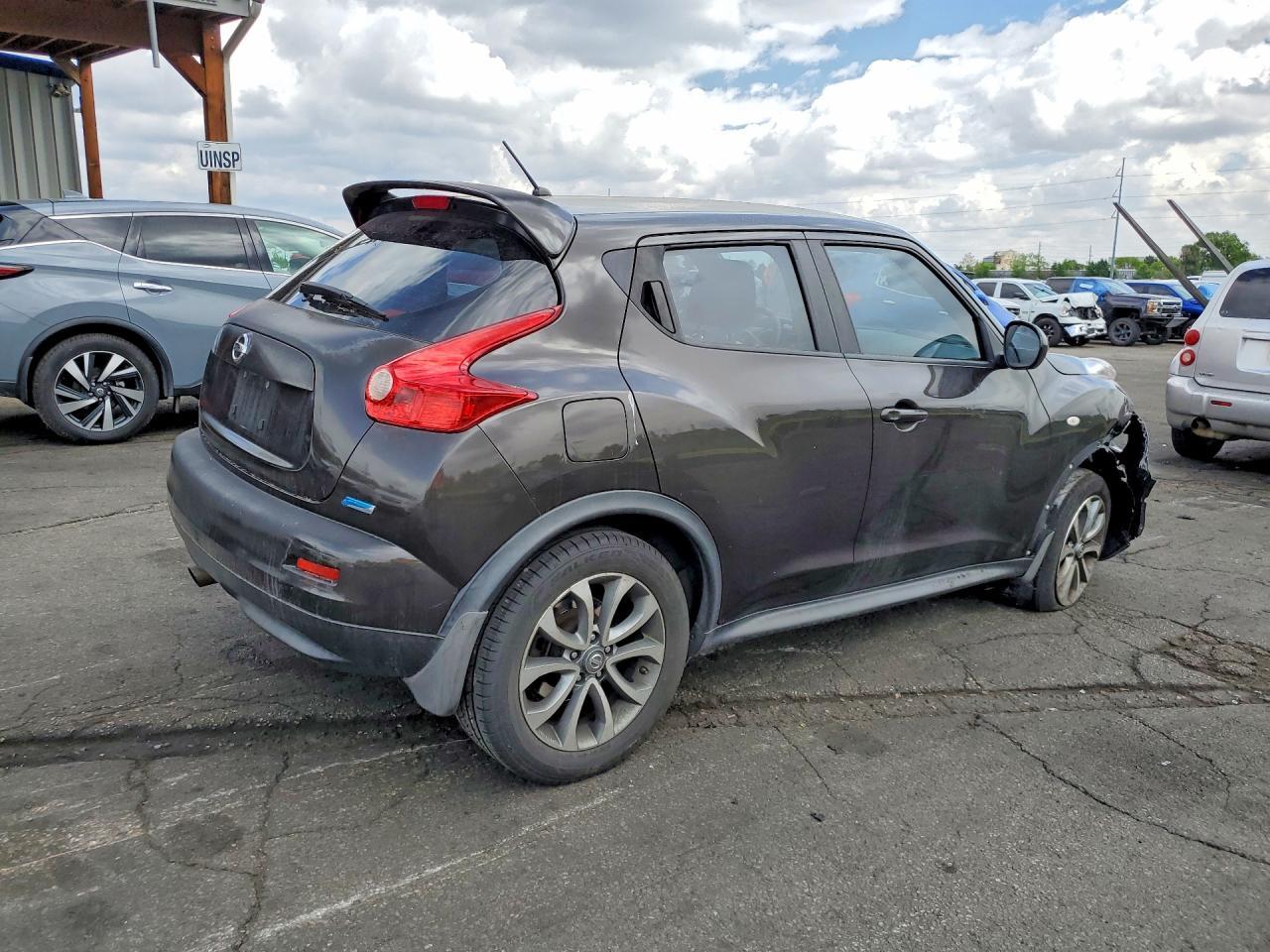 2013 Nissan Juke S - Фото 3