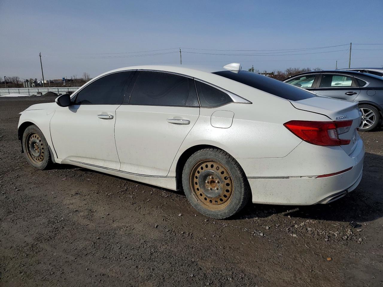 2020 Honda Accord Touring - Фото 2