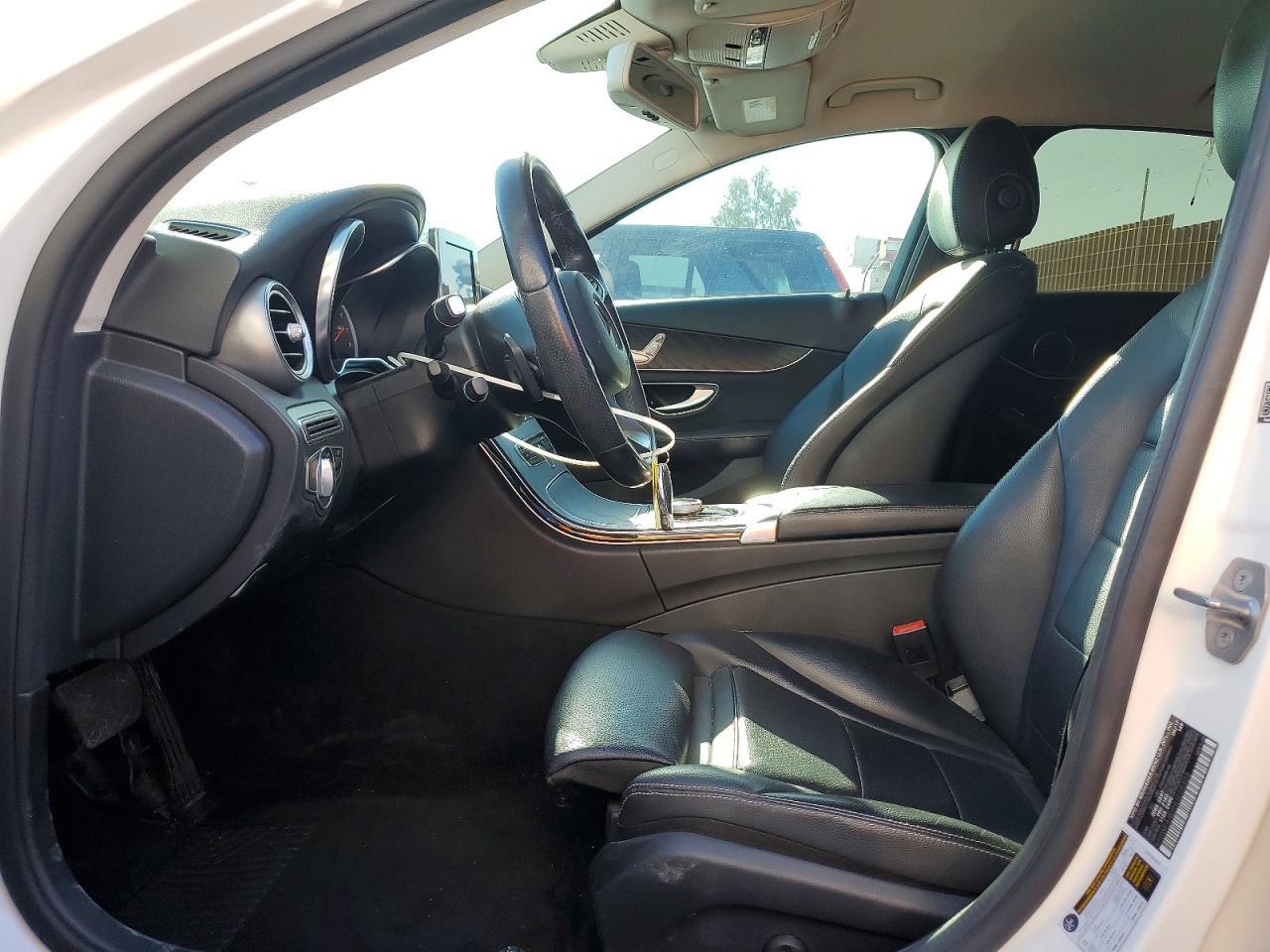 2017 Mercedes-Benz C 300 - Image 7