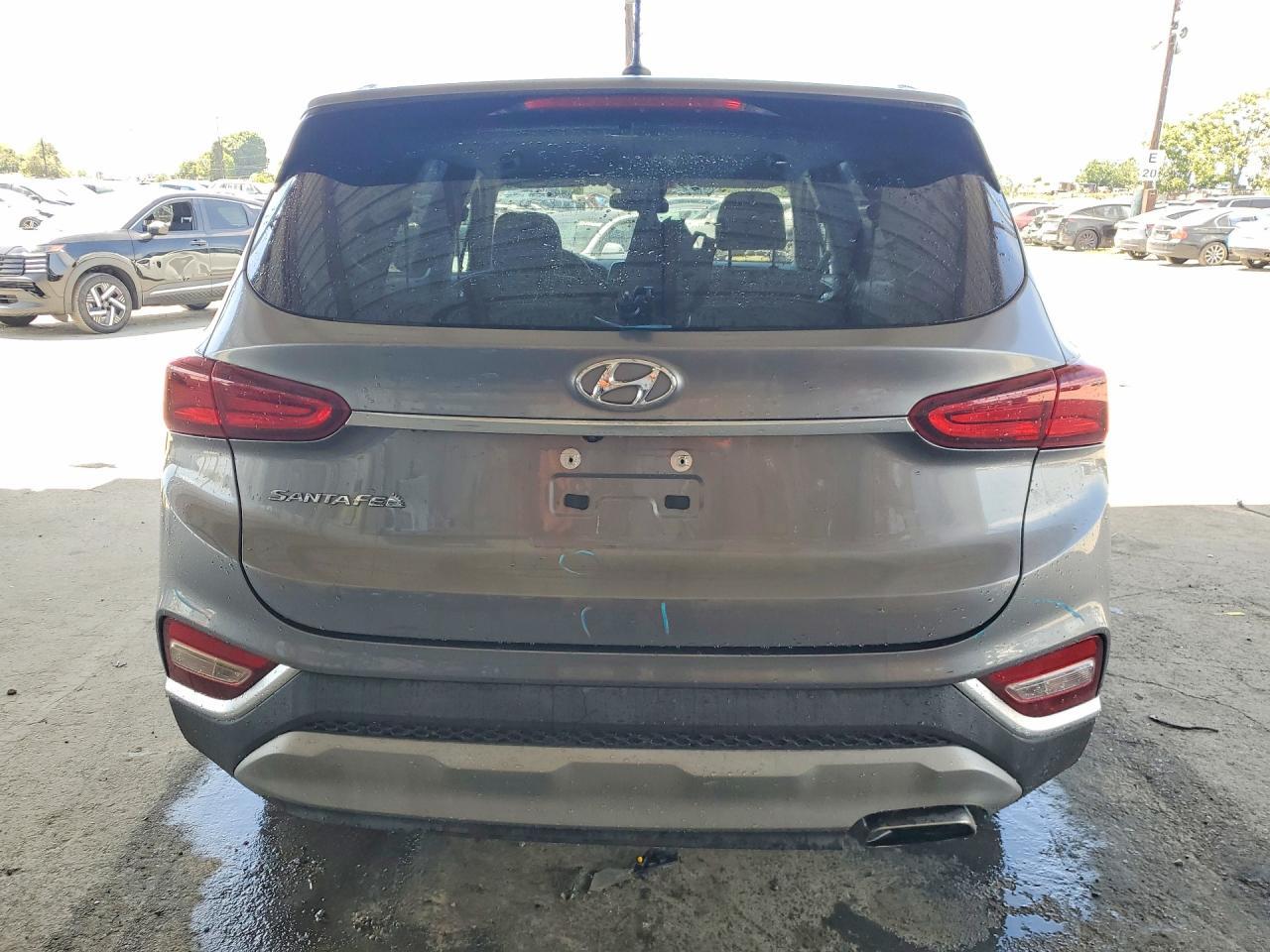 2019 Hyundai Santa Fe - Image 6
