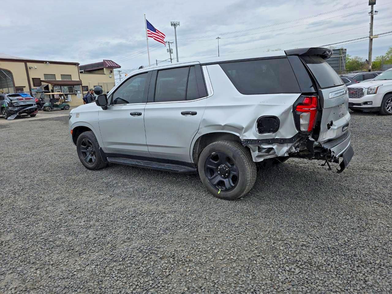 2023 Chevrolet Tahoe K1500 - Фото 2