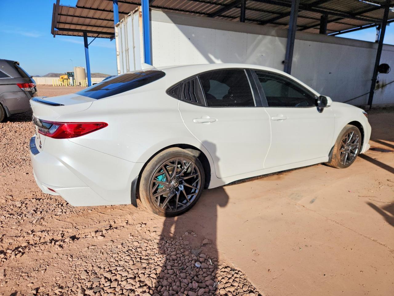2025 Toyota Camry Xse - Фото 3