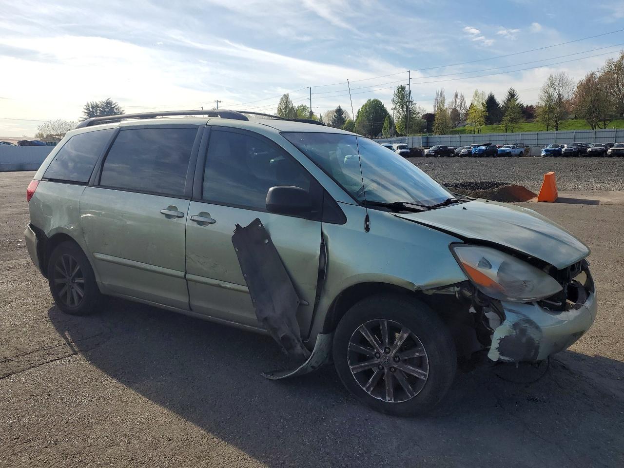 2008 Toyota Sienna Le 7-Passenger - Фото 4