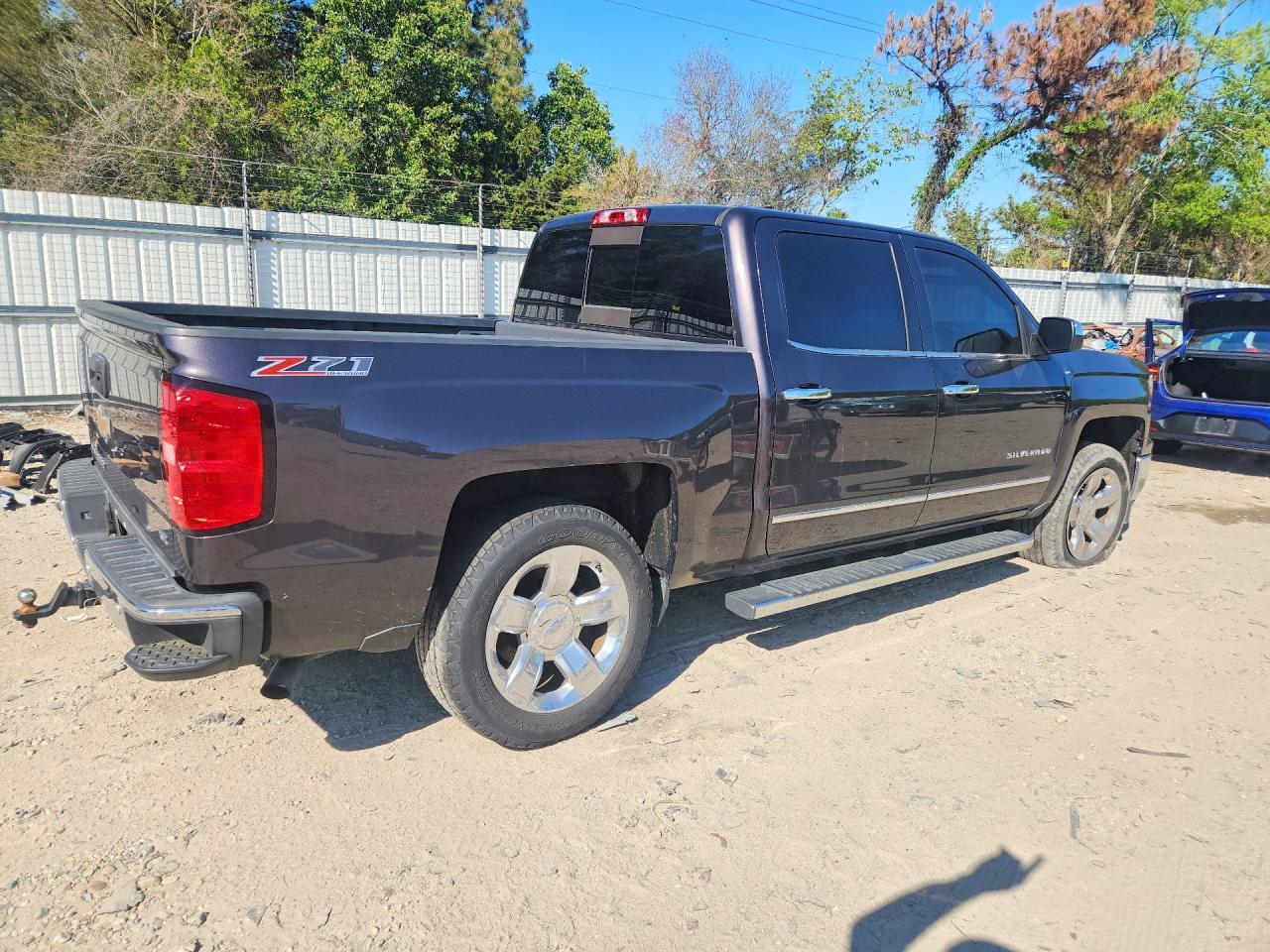 2015 Chevrolet Silverado K1500 Ltz - Image 3