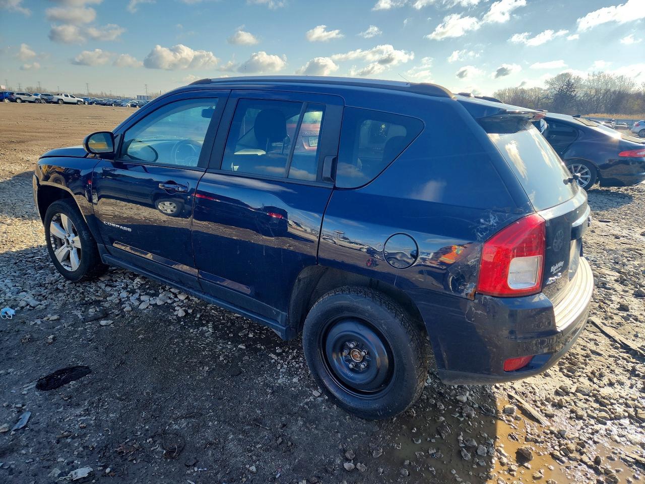 2016 Jeep Compass Sport - Фото 2