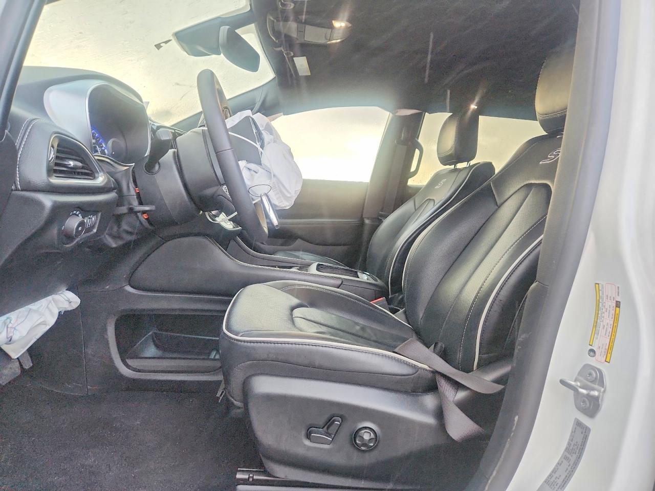 2025 Chrysler Pacifica Limited - Фото 7