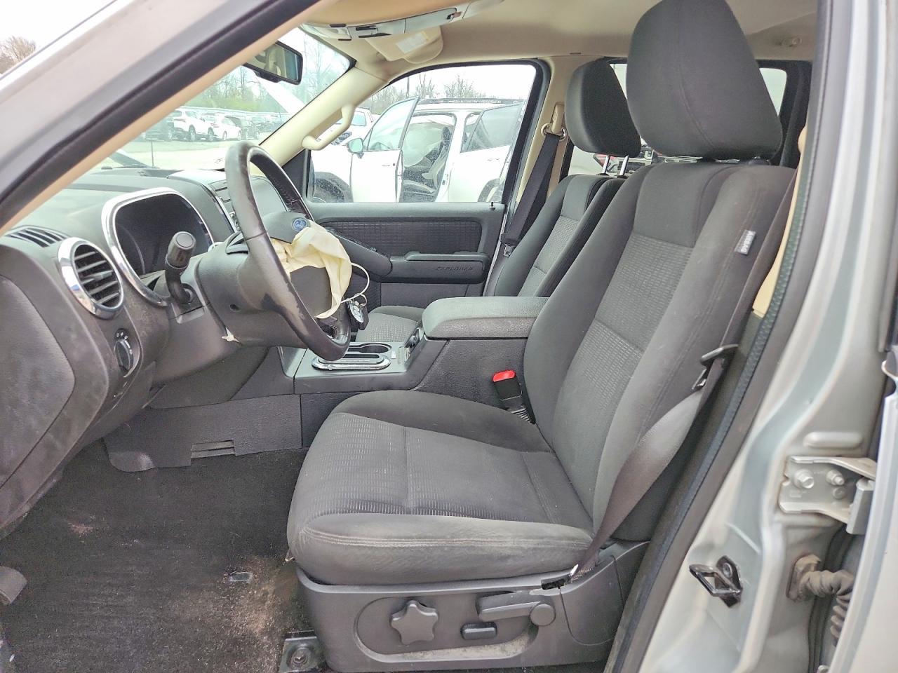 2010 Ford Explorer Xlt - Фото 7