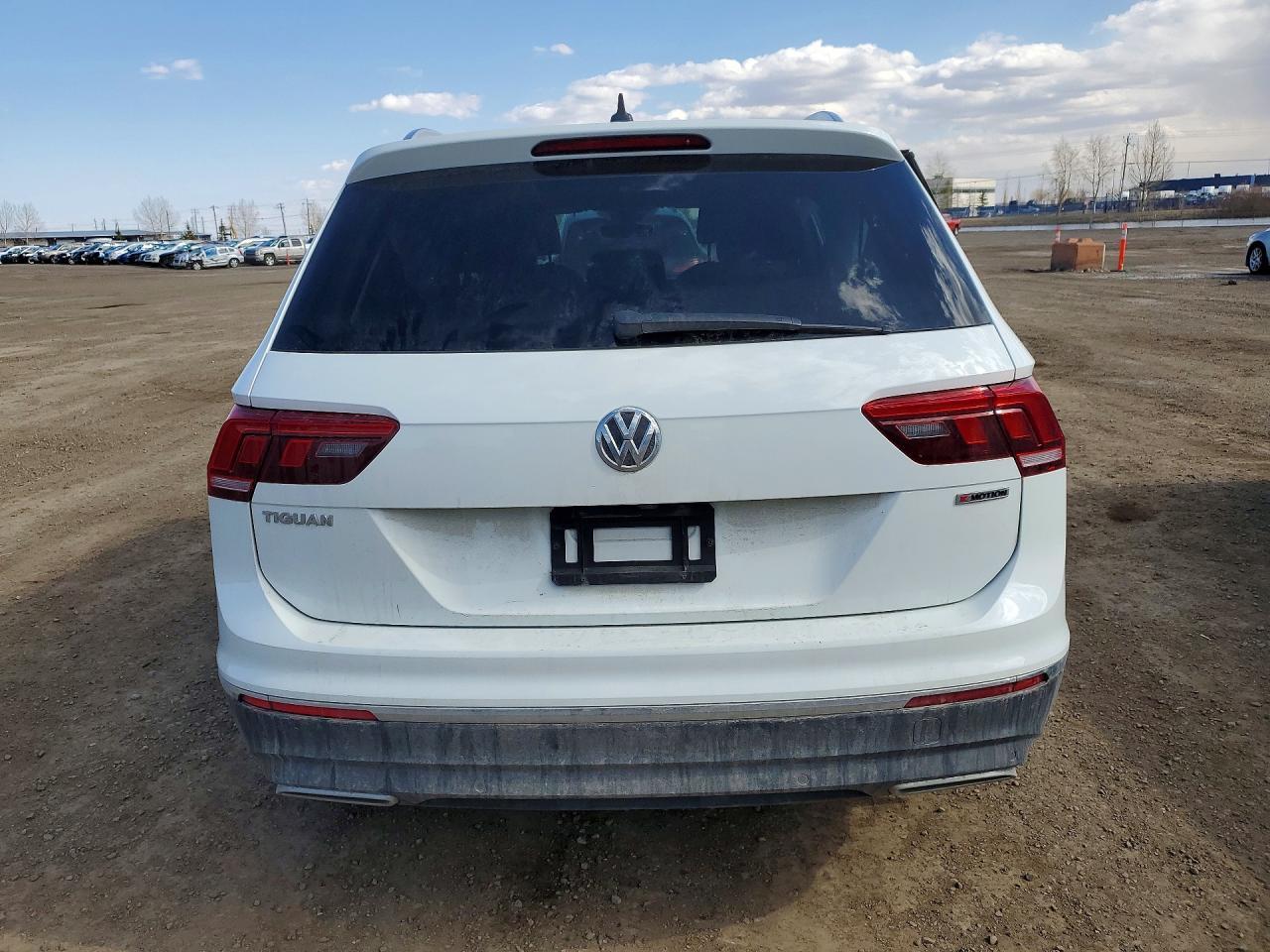 2020 Volkswagen Tiguan Sel Premium R-Line - Image 6