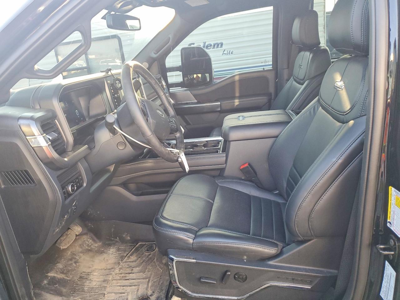 2026 Ford F450 Super Duty - Image 7