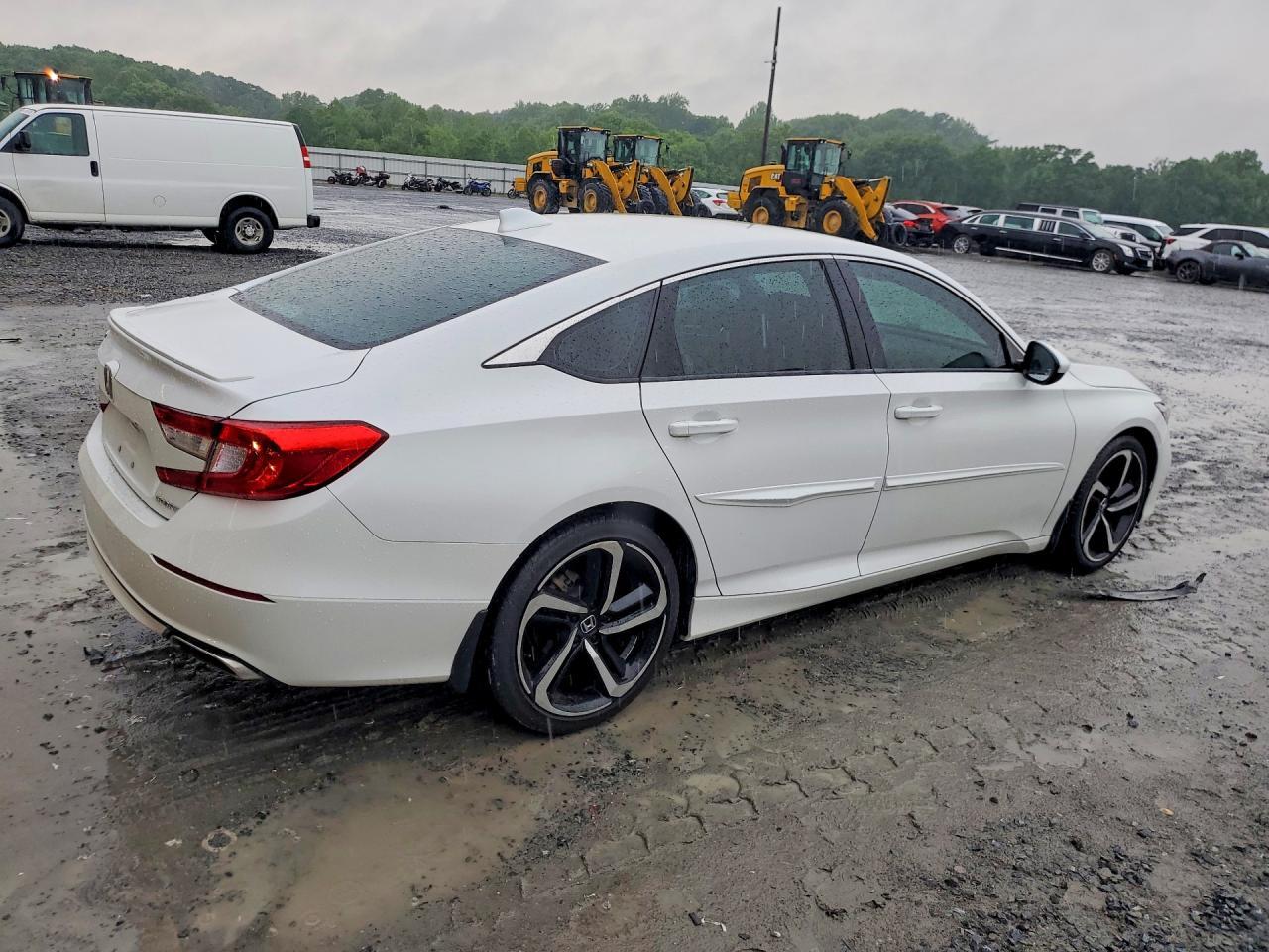 2018 Honda Accord Sport - Фото 3