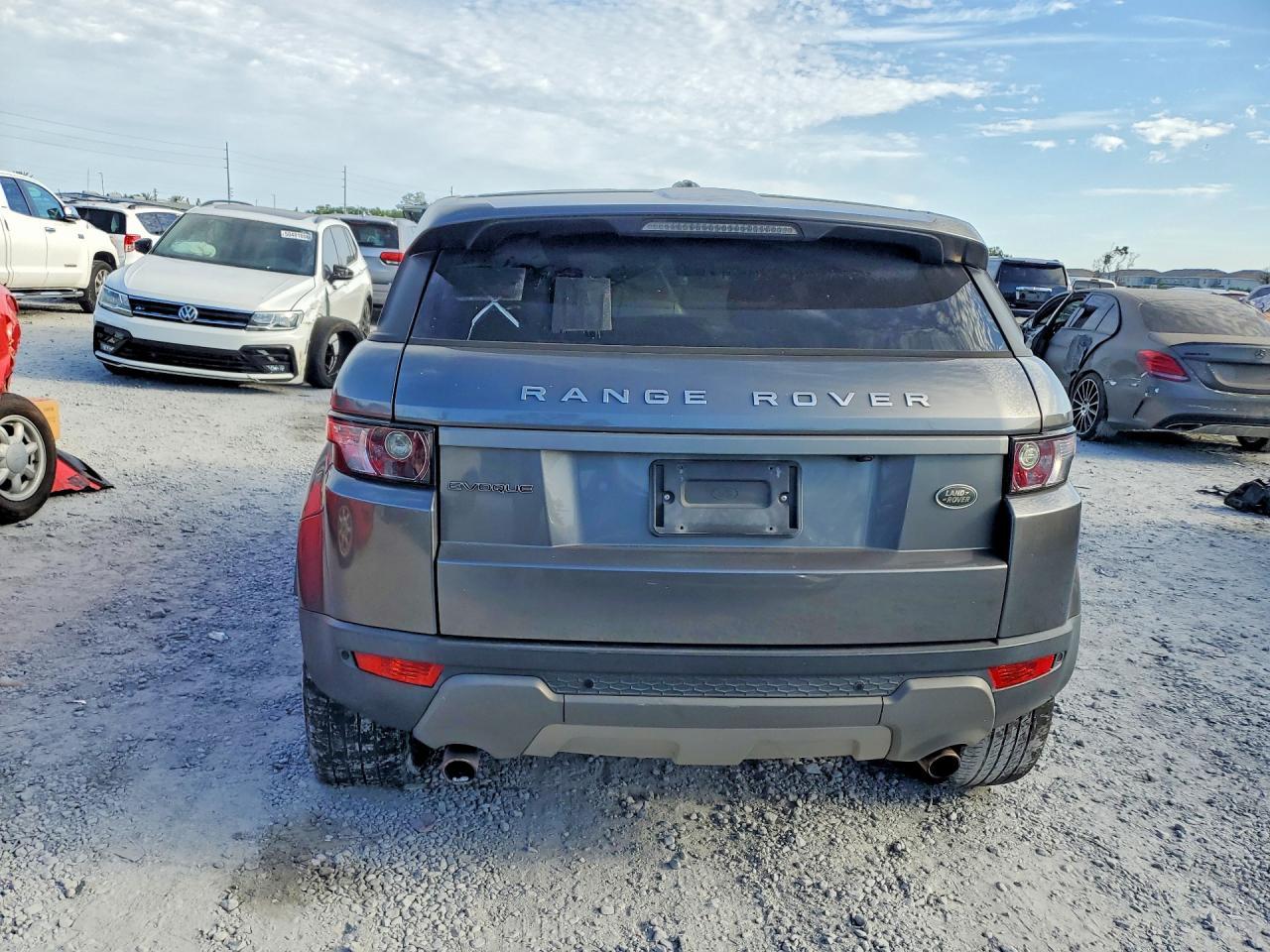2015 Land Rover Range Rover Evoque Pure - Image 6