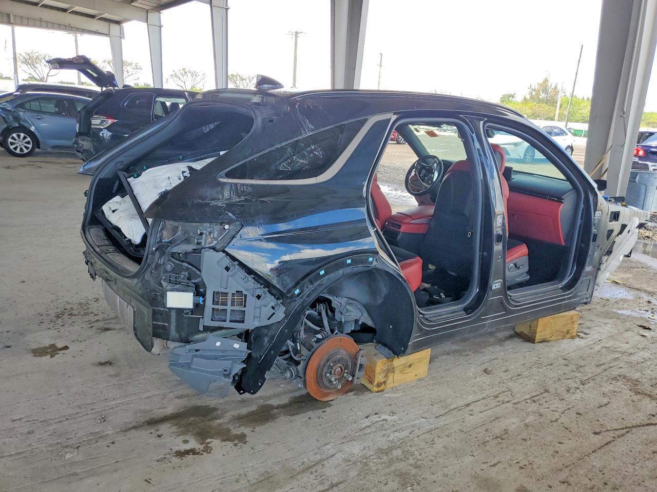 2022 Genesis Gv70 2.5T Standard - Image 3