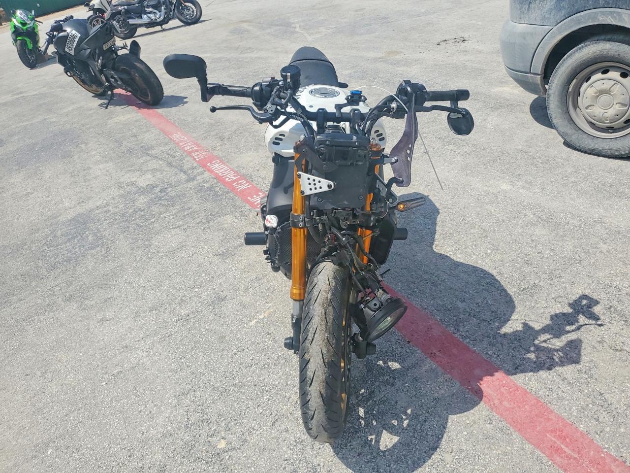 2024 Yamaha Mtm890 - Image 2