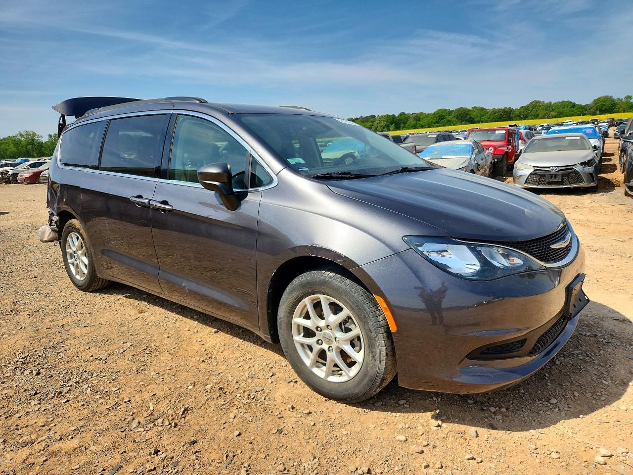2021 Chrysler Voyager - Фото 4