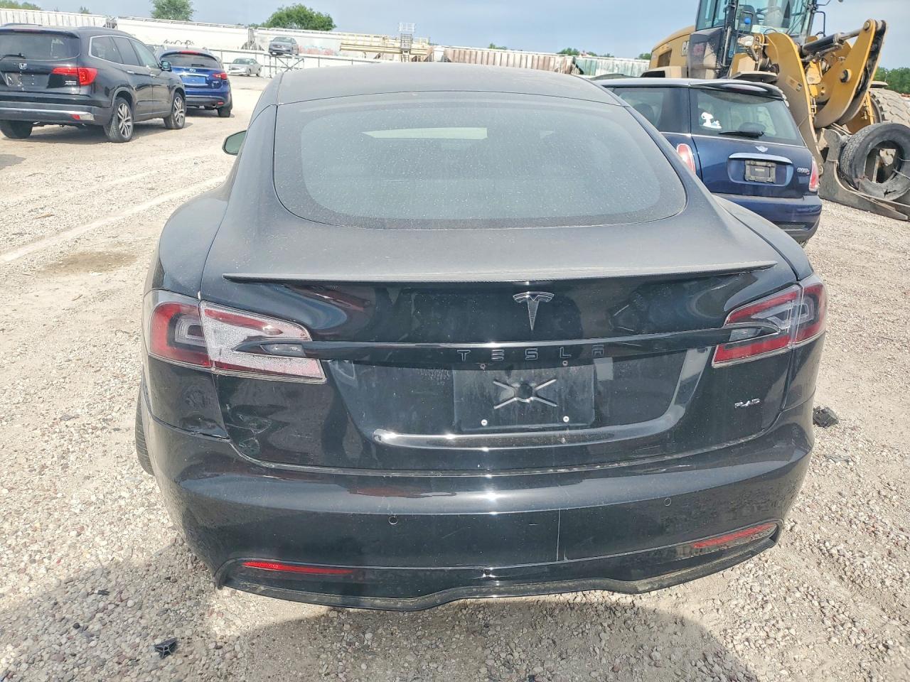 2021 Tesla Model S - Фото 6