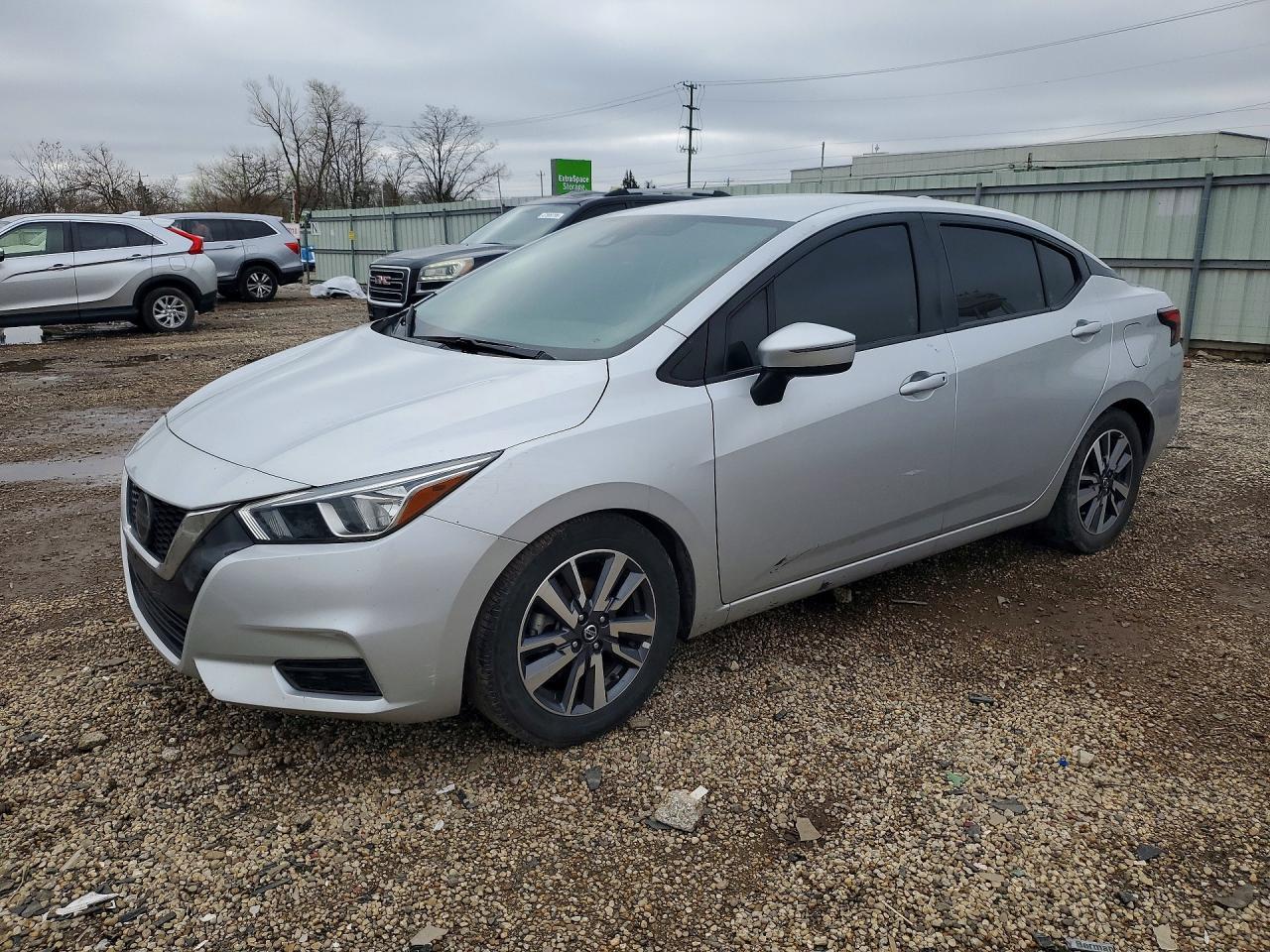 2020 Nissan Versa Sv