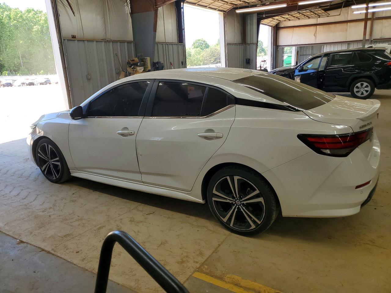 2022 Nissan Sentra Sr - Фото 2