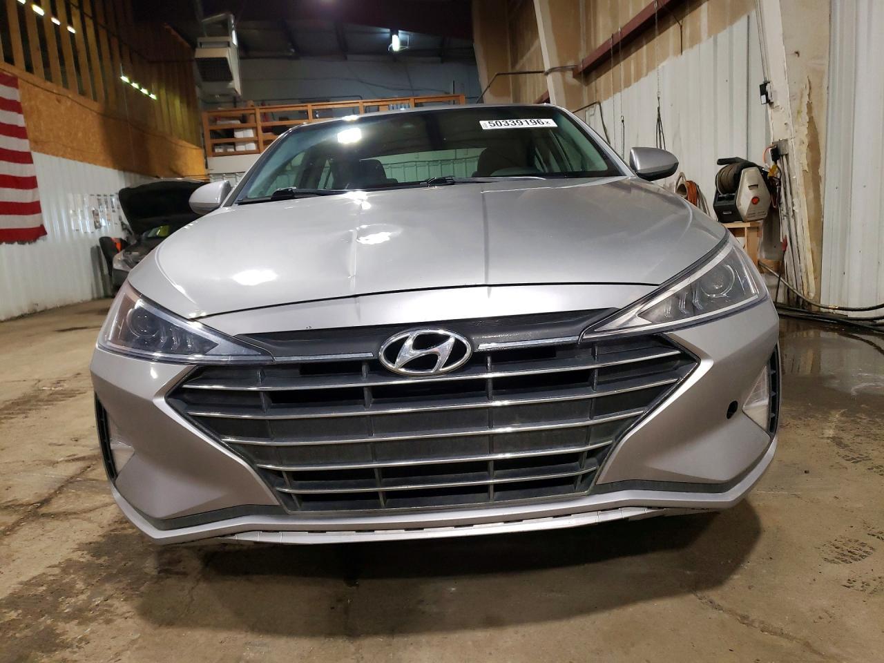 2020 Hyundai Elantra Sel - Фото 5