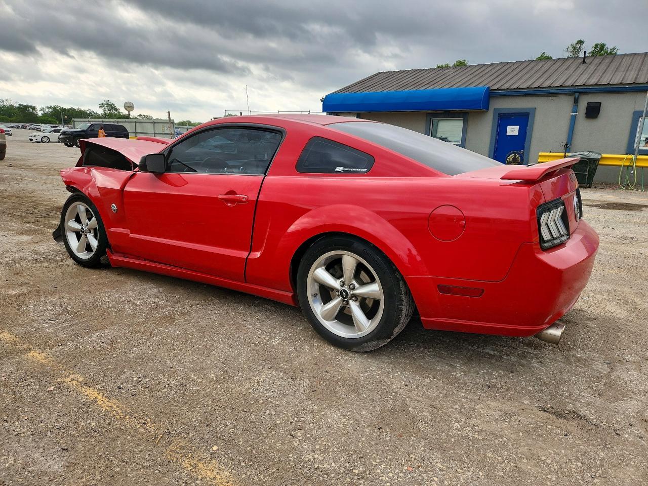 2009 Ford Mustang Gt - Image 2